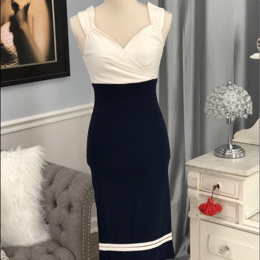 Navy & White Pin-up RockSteady Dress w/ Back-slit